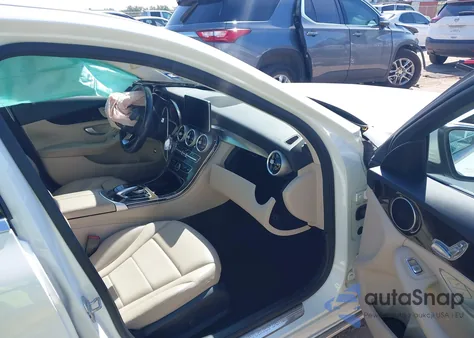 2015 Mercedes-Benz C 300 from USA, damaged, VIN 55SWF4JB3FU062761